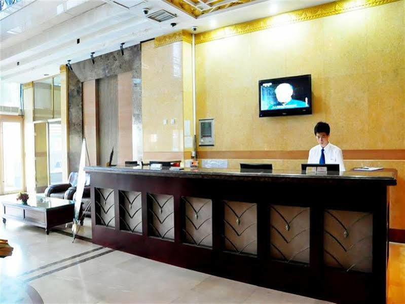 Greentree Inn Liaoning Dalian Railway Station South Plaza Tianjin Street Express Экстерьер фото